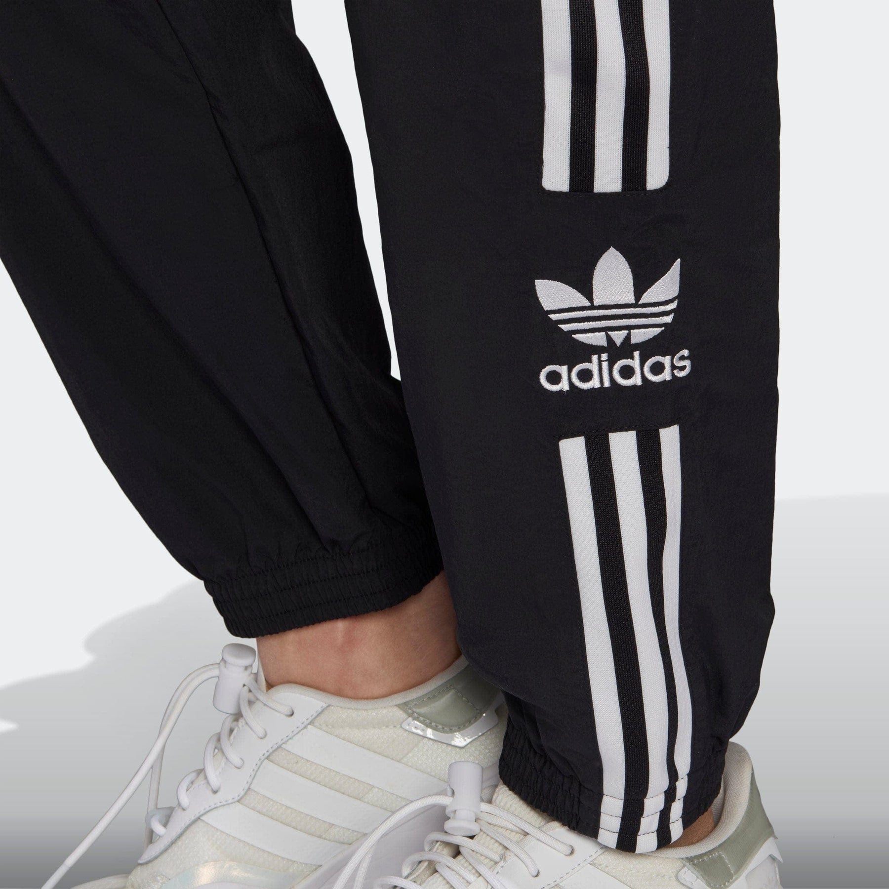 Adicolor 3 Stripe Classics Sweatpants – sportpodium